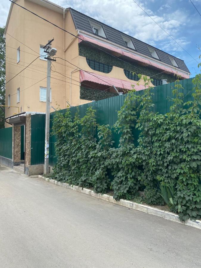 Міні-Готель "Кімната Комфорт" Odessa Exterior foto